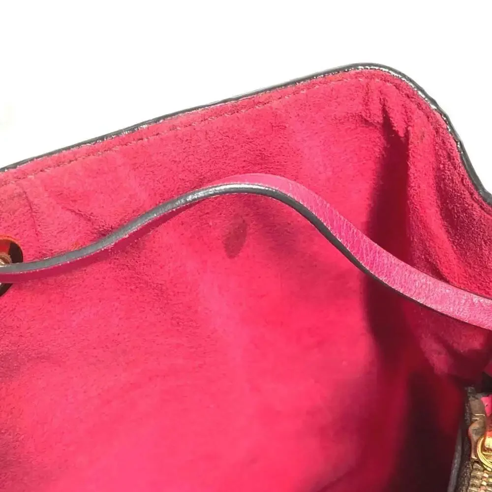 Louis Vuitton louis vuitton